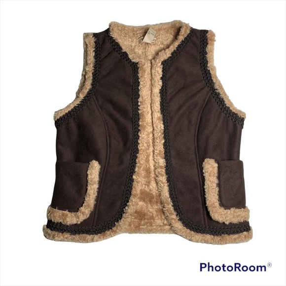 Forever 2 Girl Brown Faux Fur Vest 